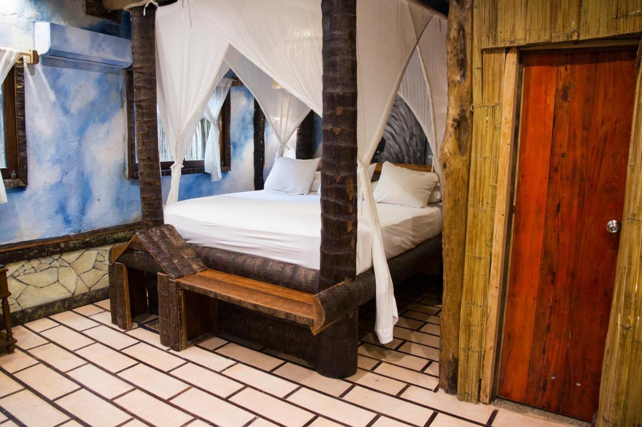 Cabanas La Eufemia Тулум Екстериор снимка